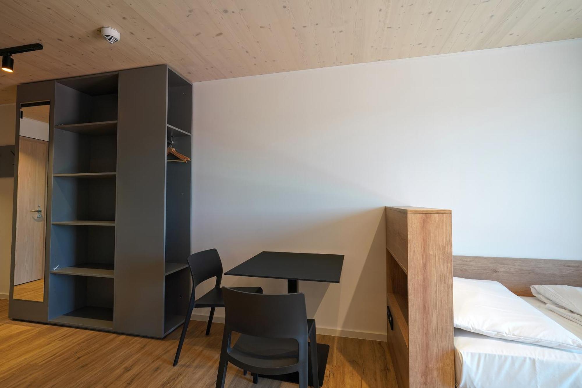 Timber One Boardinghouse Dorfen Aparthotel Exterior foto