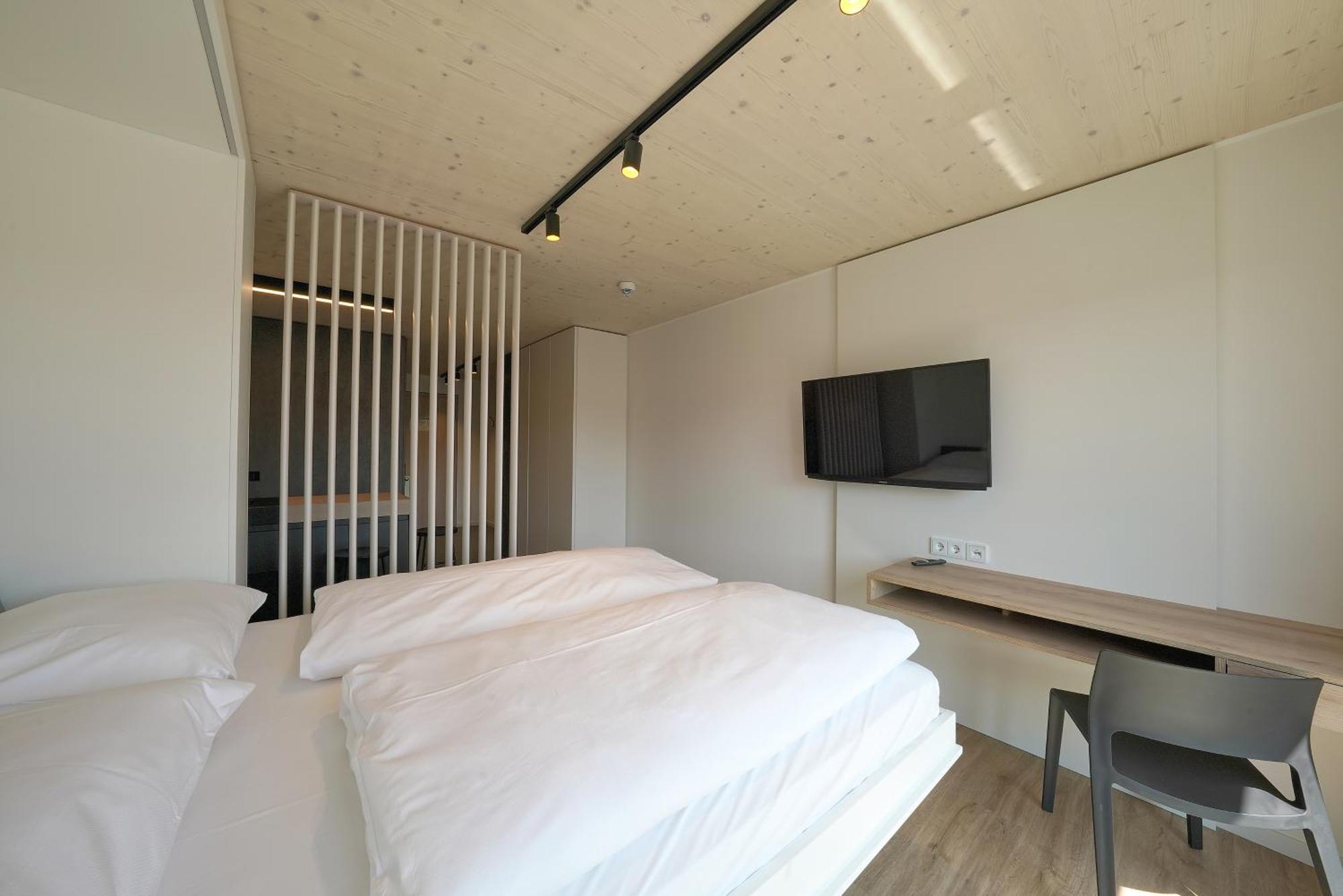 Timber One Boardinghouse Dorfen Aparthotel Exterior foto