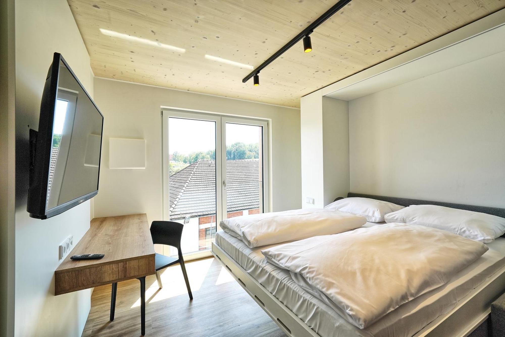 Timber One Boardinghouse Dorfen Aparthotel Exterior foto